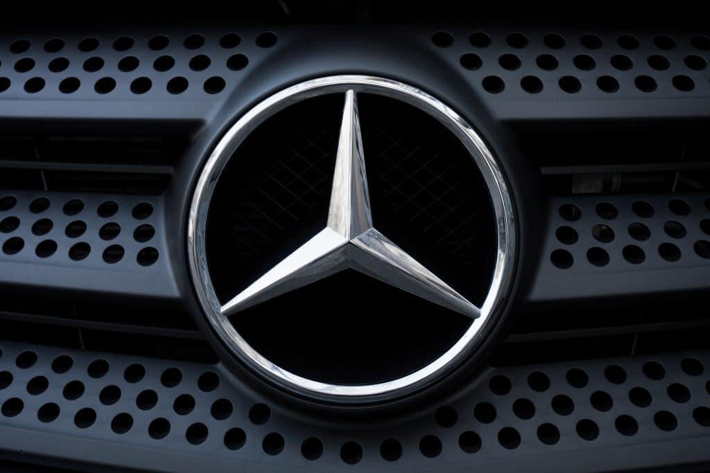 Mercedes-Benz logo as part of our dashboard design case study